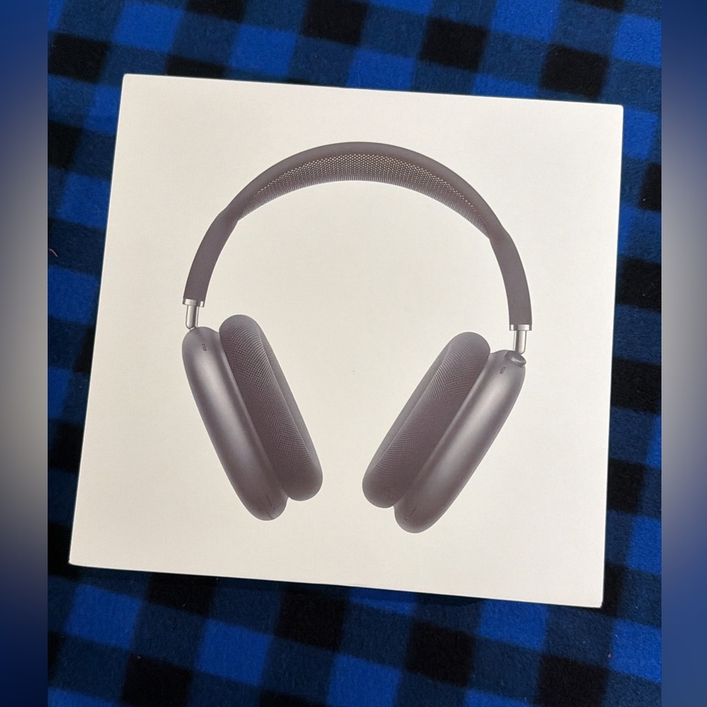 Apple AirPods Max Headphones